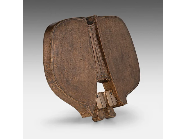 Hubert minnebo (1940), 'zachtjes uitdeinen', relief, polished and brown patinated bronze, 1/1, 2014, signed (+) 29 x 40 x 3.5 cm. (11.41 x 15 3/4 x 1.37 in.) - afbeelding 12 van  22