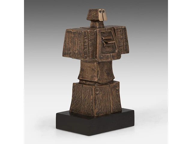 Hubert minnebo (1940), 'zijn innerlijke kracht bleef onveranderd overeind', polished and brown patinated bronze, 0/0, signed (+) 19 x 12 x 6.5 cm. (7.48 x 4.71 x 2.56 in.) - afbeelding 6 van  8