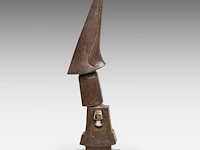 Hubert minnebo (1940), 'zijn trektochten in himalaya's waren heilig', polished and brown patinated bronze, 1/1, 2012, signed (+) 65 x 15 x 30.5 cm. (25.58 x 5.91 x 12.00 in.)