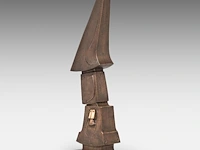 Hubert minnebo (1940), 'zijn trektochten in himalaya's waren heilig', polished and brown patinated bronze, 1/1, 2012, signed (+) 65 x 15 x 30.5 cm. (25.58 x 5.91 x 12.00 in.) - afbeelding 2 van  9