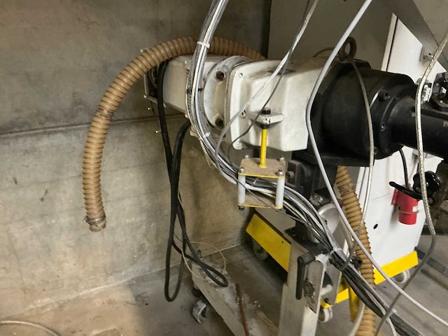 Hubert stork e25.0ksy1-250 co-extruder (2x) - afbeelding 12 van  15