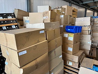 Hueck - schüco 204649 magazijn voorraad raamafdichting en toebehoren raamsluiting (1000x) - afbeelding 15 van  27