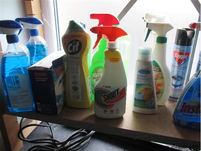 Huishoud producten - afbeelding 3 van  3