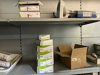 Huishoudkranen+wasbakken uit overstock (+- 100st.) - afbeelding 2 van  13