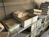 Huishoudkranen+wasbakken uit overstock (+- 100st.) - afbeelding 10 van  13