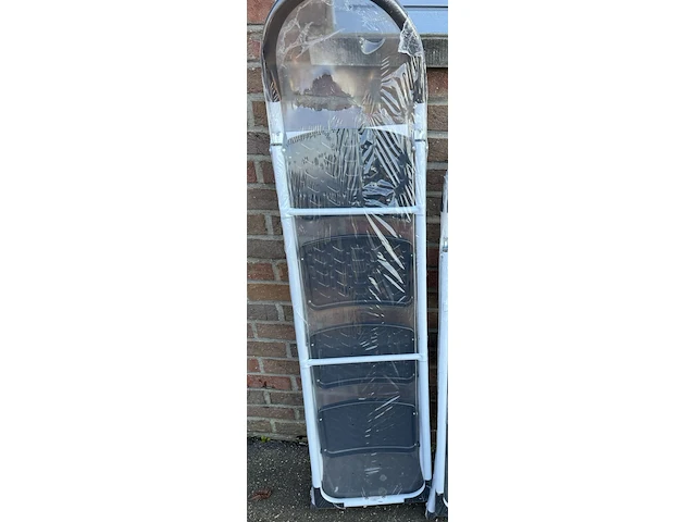 Huishoudtrap 4 treden zwart 3 stuks in doos - afbeelding 2 van  2