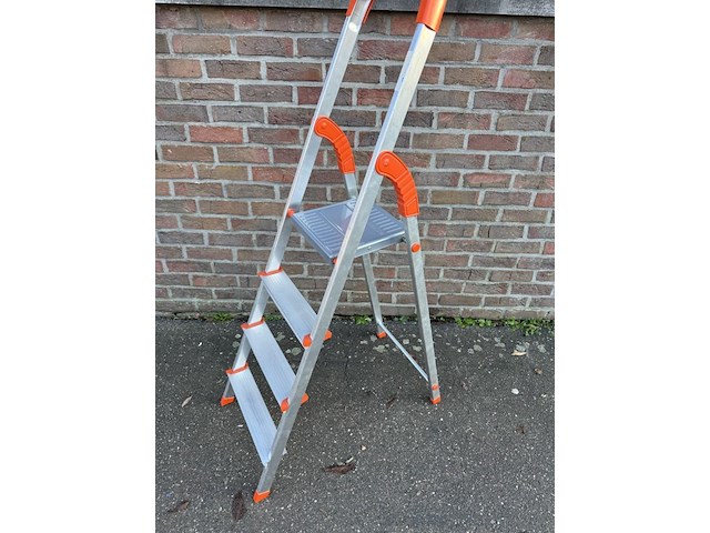 Huishoudtrap 4 treden - afbeelding 4 van  4