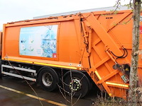 Huisvuilvrachtwagen iveco, datum 1ste inschrijving 20/21/2014, chassisnummer wjme2nnh480c277349, km-stand laatste keuring 152,523, euro eev - afbeelding 14 van  17