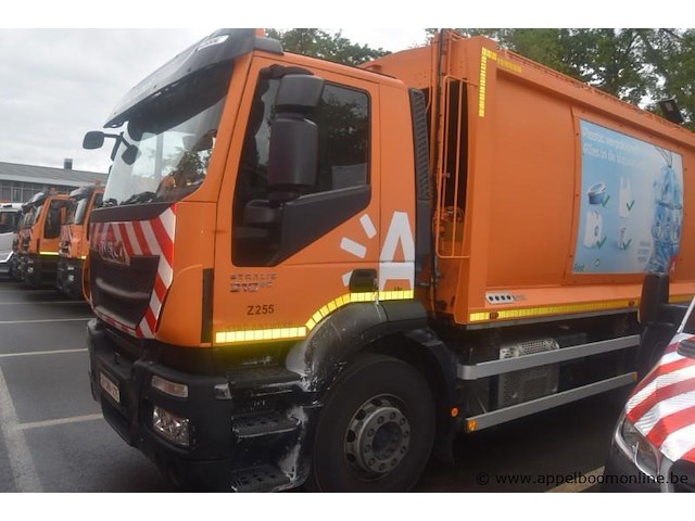 Huisvuilvrachtwagne, iveco, ad260sy/ps, wjme2nnh60c305658, 1e insch 14/04/2015, 8710cm³, 220kw, diesel, euro 6, 106951km vlgs ltst keuring, inschrijvingsbewijs deel i en ii, keuringsbewijs , gelijkvormigheidsattest, identificatieverslag - afbeelding 1 van  20