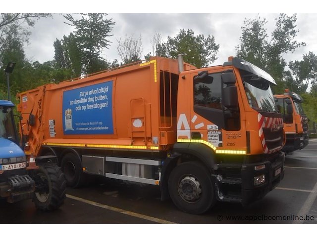 Huisvuilvrachtwagne, iveco, ad260sy/ps, wjme2nnh60c305658, 1e insch 14/04/2015, 8710cm³, 220kw, diesel, euro 6, 106951km vlgs ltst keuring, inschrijvingsbewijs deel i en ii, keuringsbewijs , gelijkvormigheidsattest, identificatieverslag - afbeelding 12 van  20