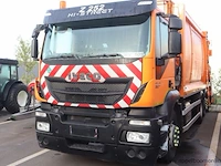 Huisvuilwagen iveco 2y3c, pusher 4000, datum 1ste inschr 10/02/2015, chassisnummer wjme2nnh60c295944, km laatste keuring 92 061km, diesel euro vi, deel i+ii, gelijkvormigheidsattest