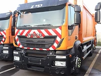 Huisvuilwagen iveco 2y3c, pusher 4000, datum 1ste inschr 20/03/2015, chassisnummer wjme2nnh600305606, km 98,639 laatste keuring, diesel euro vi, deel i+ii, gelijkvormigheidsattest