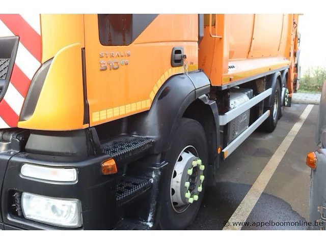 Huisvuilwagen iveco 2y3c, pusher 4000, datum 1ste inschr 20/03/2015, chassisnummer wjme2nnh600305606, km 98,639 laatste keuring, diesel euro vi, deel i+ii, gelijkvormigheidsattest - afbeelding 12 van  19