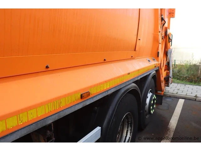 Huisvuilwagen iveco 2y3c, pusher 4000, datum 1ste inschr 20/03/2015, chassisnummer wjme2nnh600305606, km 98,639 laatste keuring, diesel euro vi, deel i+ii, gelijkvormigheidsattest - afbeelding 18 van  19