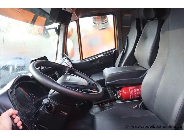 Huisvuilwagen iveco 2y3c, pusher 4000, datum 1ste inschr 2/2/2015, chassisnummer wjme2nnh60c295943, km laatste keuring 94,498,, diesel euro vi, deel i+ii, gelijkvormigheidsattest - afbeelding 16 van  21