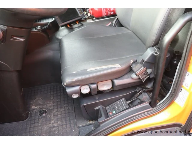 Huisvuilwagen iveco 2y3c, pusher 4000, datum 1ste inschr 2/2/2015, chassisnummer wjme2nnh60c295943, km laatste keuring 94,498,, diesel euro vi, deel i+ii, gelijkvormigheidsattest - afbeelding 17 van  21