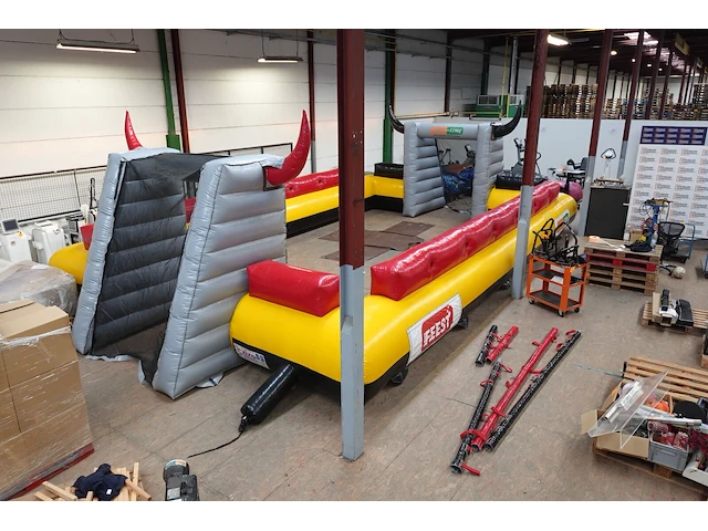 Human kicker zizo inflatables - afbeelding 1 van  14