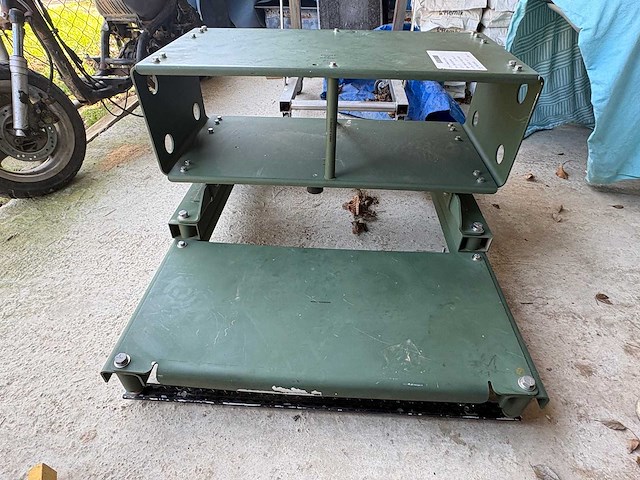 Humvee hummer radio tafel - part - afbeelding 2 van  7
