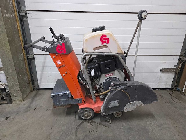 Husqvarna - 2015 - fs410d - betonzaag - afbeelding 2 van  4