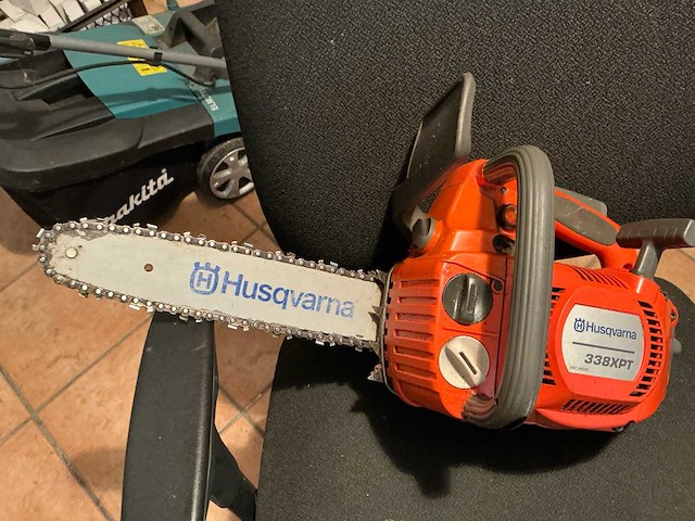 Husqvarna 338xpt kettingzaag - afbeelding 2 van  4