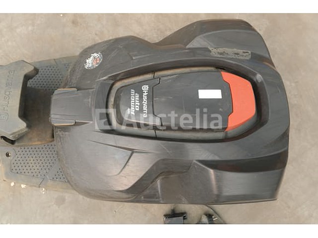 Husqvarna automaaier 420 robot grasmaaier - afbeelding 7 van  12