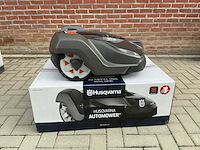 Husqvarna automower - 450x - robotmaaier ongebruikt - afbeelding 1 van  8