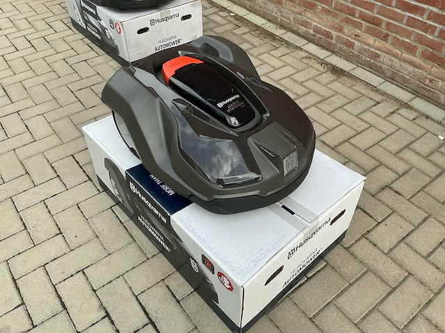 Husqvarna automower - 450x - robotmaaier ongebruikt - afbeelding 1 van  1