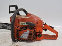 Husqvarna benzinekettingzaag - afbeelding 3 van  9