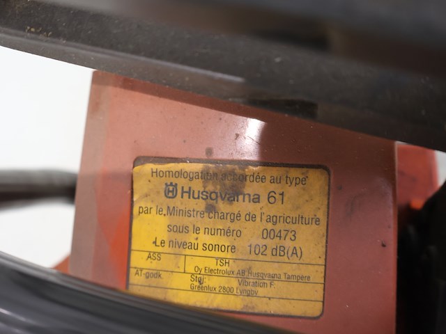 Husqvarna benzinekettingzaag - afbeelding 9 van  9