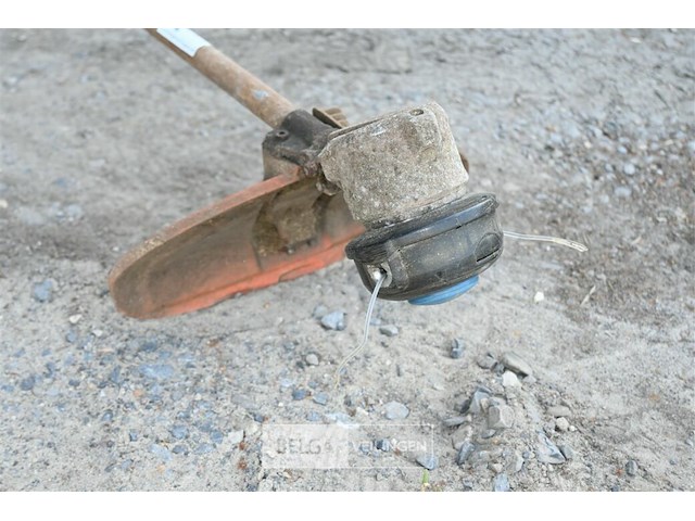 Husqvarna grastrimmer - afbeelding 2 van  5