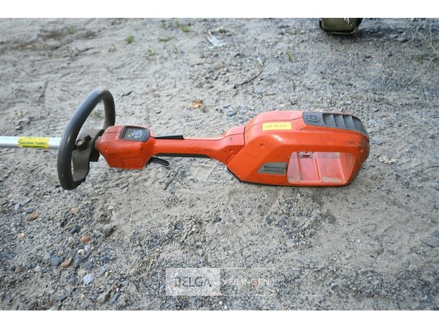 Husqvarna grastrimmer - afbeelding 4 van  5