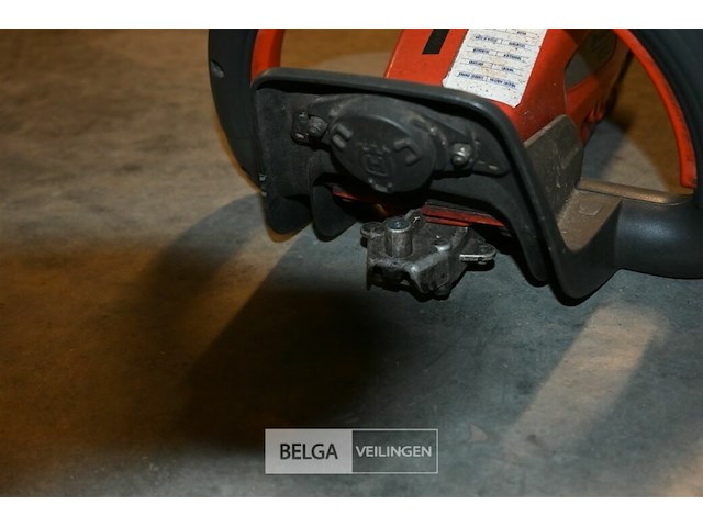 Husqvarna heggenschaar zonder blad - afbeelding 3 van  4