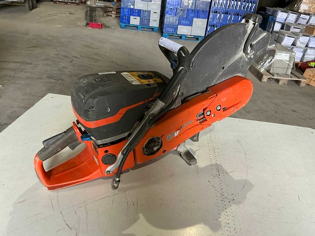 Husqvarna k970 betonzaag - afbeelding 2 van  4