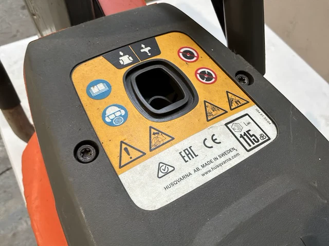 Husqvarna k970 doorslijpmachine/betonzager - afbeelding 7 van  7