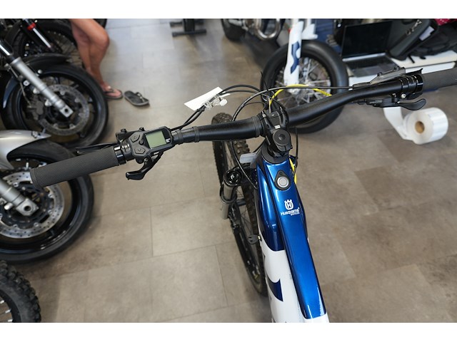Husqvarna mc5 mountain cross elektrische mountainbike - afbeelding 12 van  17