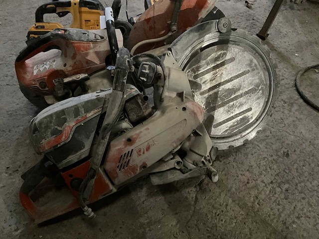 Husqvarna x torq betonzaag - afbeelding 3 van  4