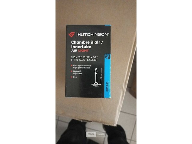 Hutchinson air light binnenband 28" 700x20–25c, frans ventiel 32 mm - afbeelding 1 van  1
