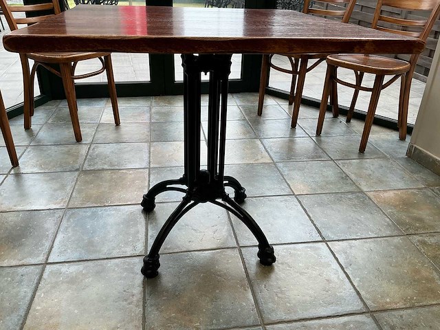 Hutten selection norm tafels en stoelen - afbeelding 19 van  21