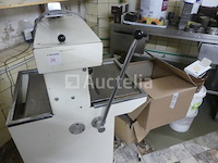 Huylaerts broodsnijmachine - afbeelding 3 van  11