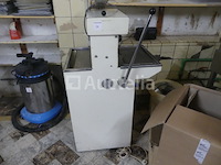 Huylaerts broodsnijmachine - afbeelding 7 van  11