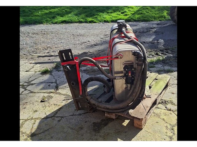 Hydrauliektank - 200l - vrachtwagen onderdeel - afbeelding 3 van  3
