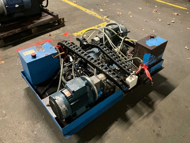 Hydraulisch aggregaat (2x) - afbeelding 2 van  6