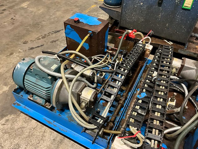 Hydraulisch aggregaat (2x) - afbeelding 3 van  6