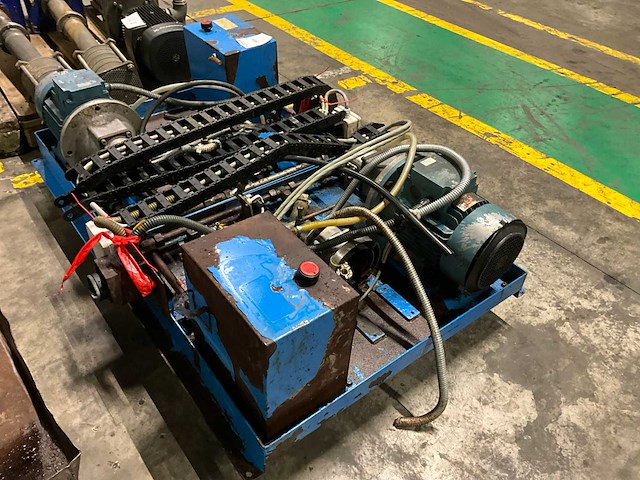 Hydraulisch aggregaat (2x) - afbeelding 5 van  6