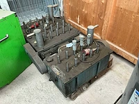 Hydraulisch aggregaat (3x) - afbeelding 1 van  3