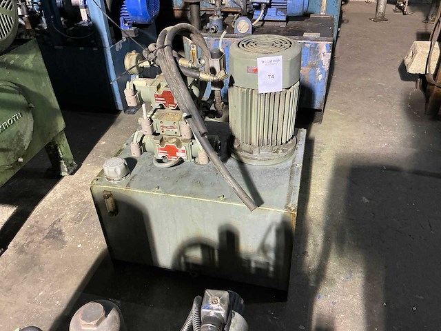 Hydraulisch aggregaat - afbeelding 2 van  4