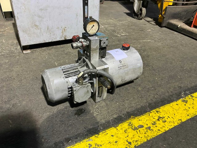 Hydraulisch aggregaat - afbeelding 2 van  2