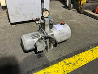 Hydraulisch aggregaat - afbeelding 2 van  2