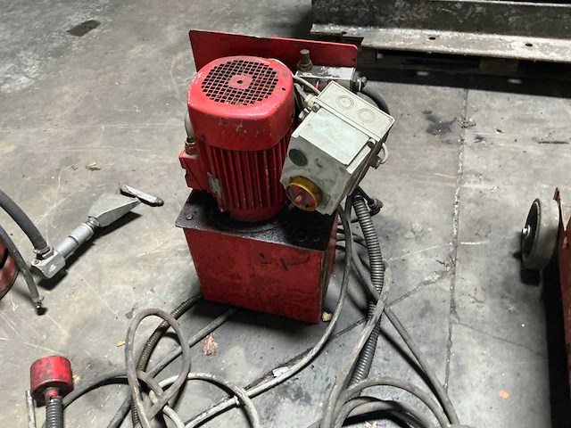 Hydraulisch aggregaat - afbeelding 2 van  6