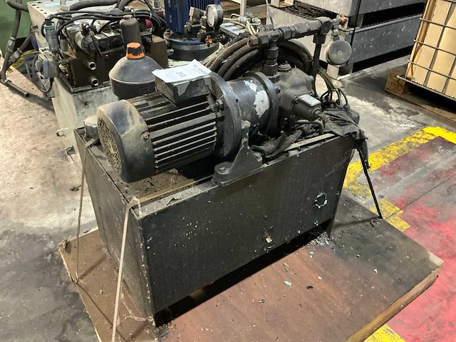 Hydraulisch aggregaat - afbeelding 1 van  4
